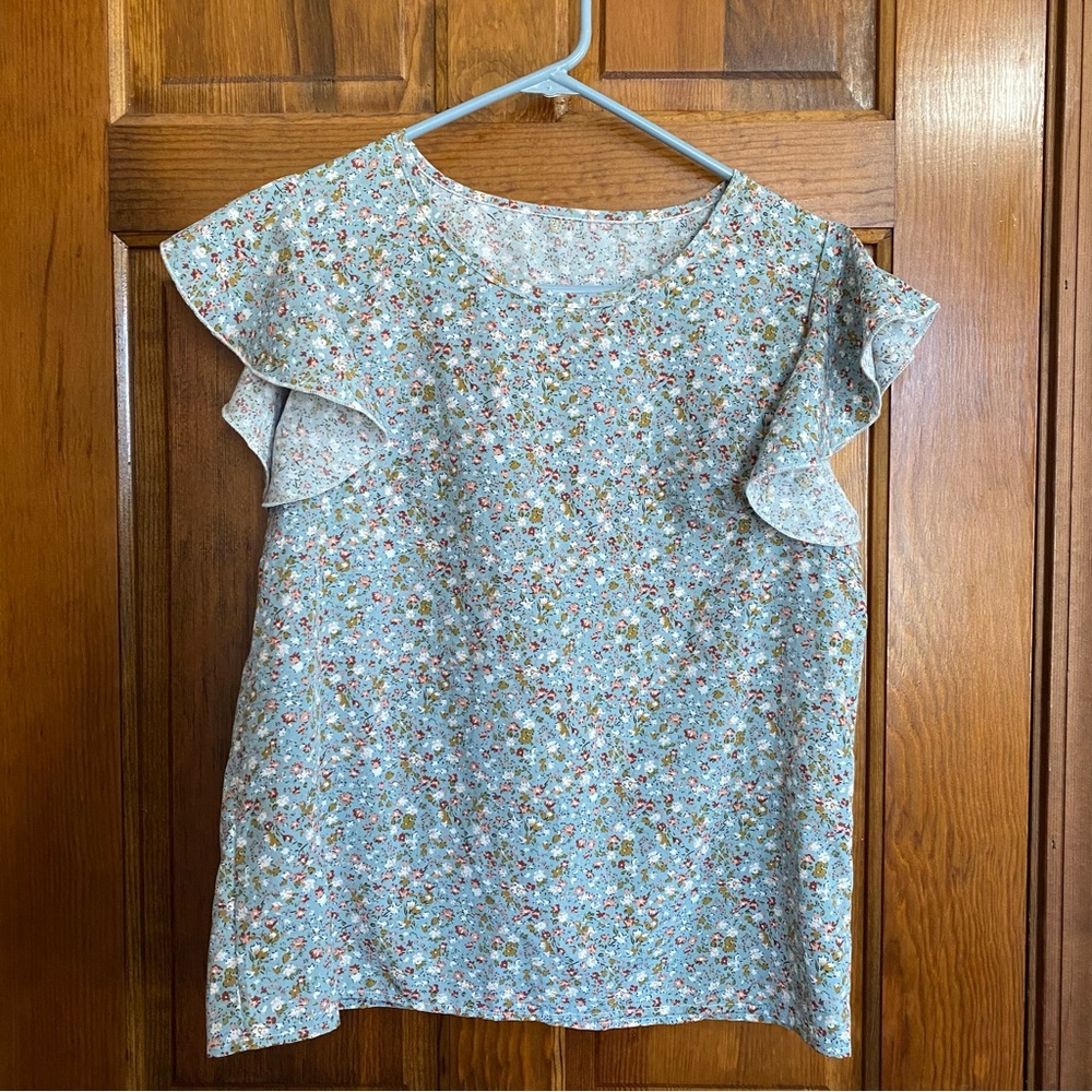 Blue Flutter Sleeve Blouse with Ruffled Design